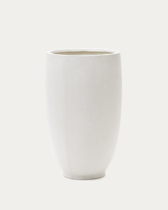 Flowerpots and plant pot stands