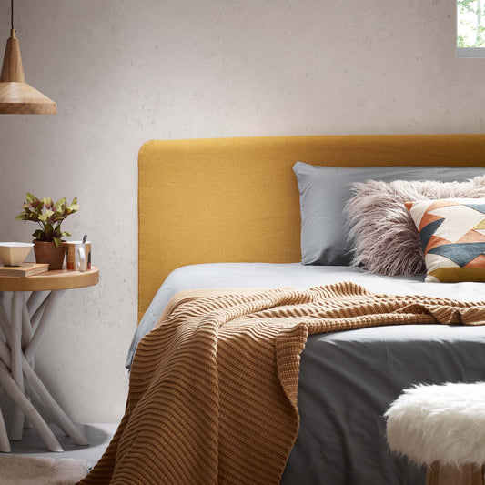 Dyla bed with removable cover in mustard, with solid beech wood legs for a 90 x 190 cm mattress