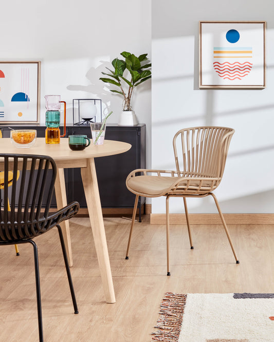 Surpik chair with steel legs in beige finnish