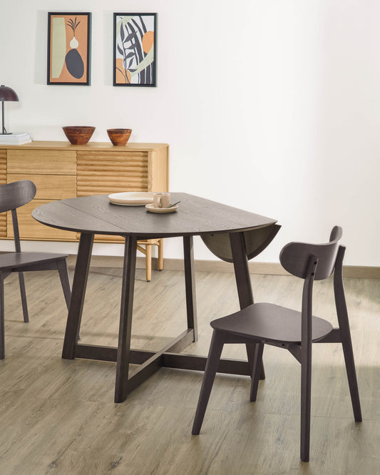 Extendable Maryse 70 (120) x 75 cm table in an ash finish