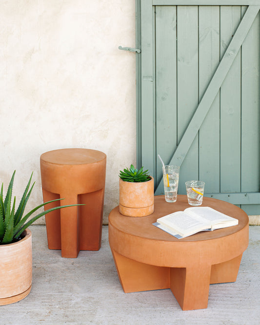 Vilena round outdoor terracotta coffee table, Ø 60 cm