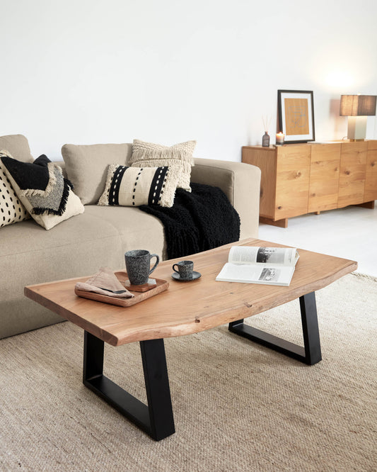 Alaia coffee table made from solid acacia wood with natural finish, 115 x 65 cm