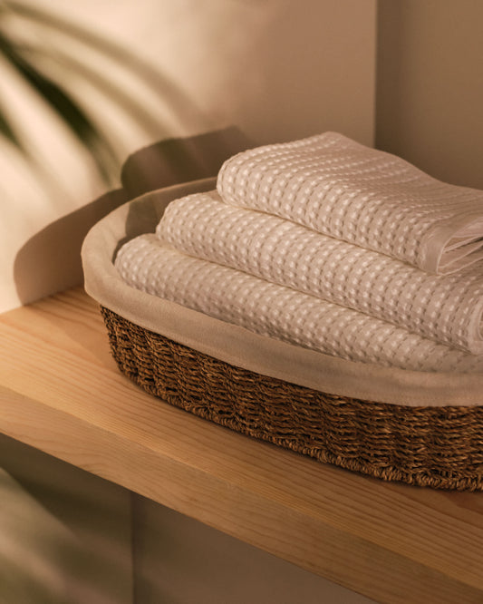 Tossa large natural fiber basket