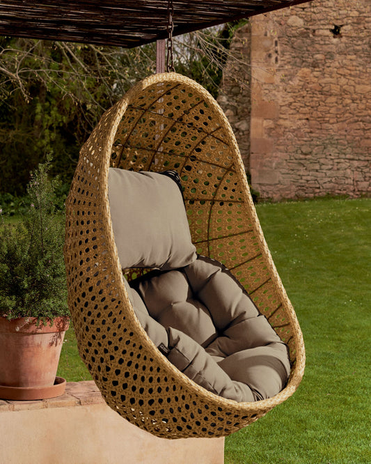 Cira hanging chair with natural finish