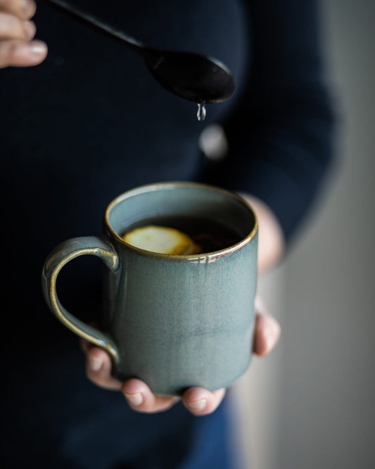 Lescala ceramic mug in blue