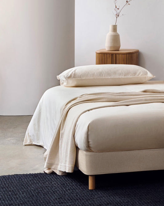 Ofelia base with beige removable cover and solid beech wooden legs for a 90 x 200 cm mattress