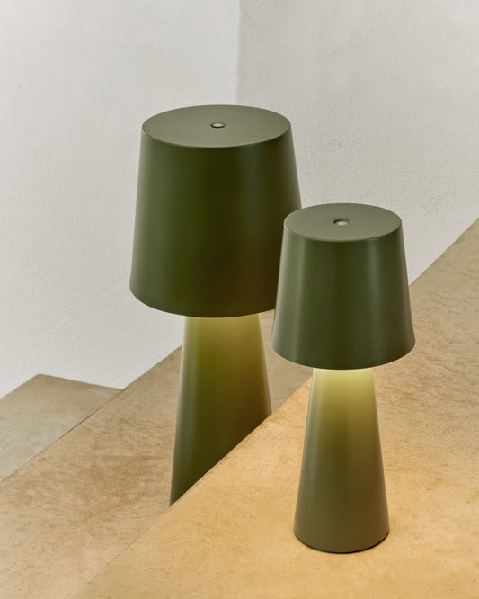 Arenys small outdoor metal table lamp in a green painted finish