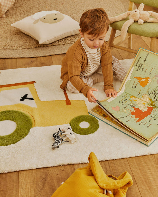 Pecky beige, 100% cotton rug with a tractor feature, 90 x 150 cm