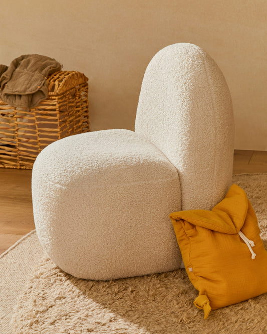 Bucky child’s armchair in white bouclé