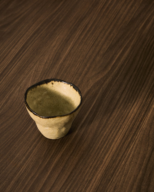 Abela mug in brown ceramic