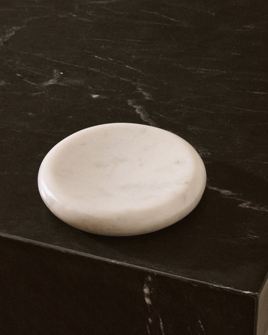 Obena tray in white marble Ø 15 cm