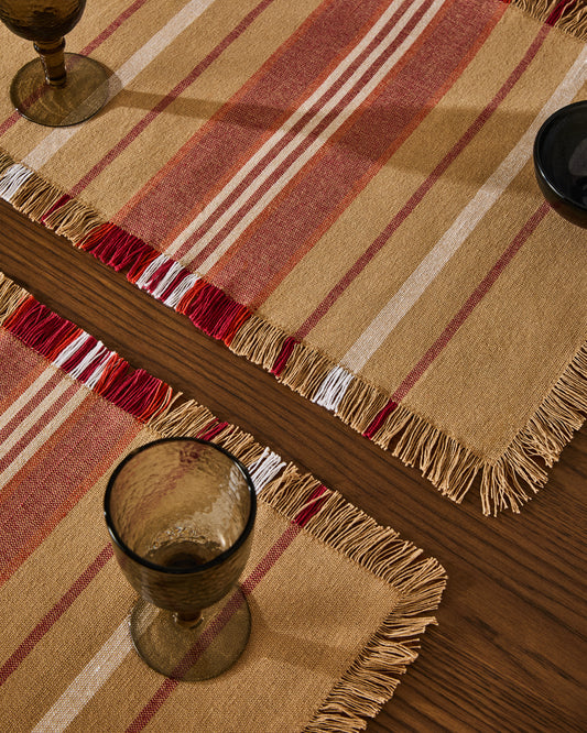 Davia set of 2 placemats in 100% cotton with red stripes and fringed detail 35 x 50cm