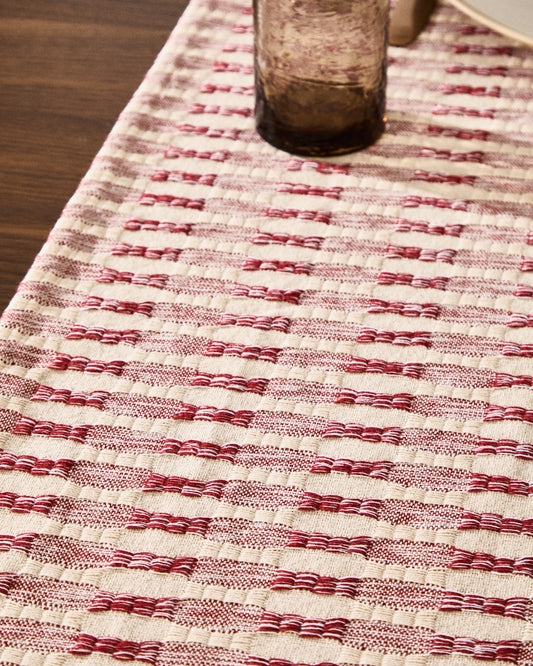 Coren table runner in contrasting red 100% cotton jacquard 50 x 150cm