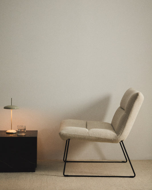 Asen beige chenille armchair with black steel legs FSC 100%