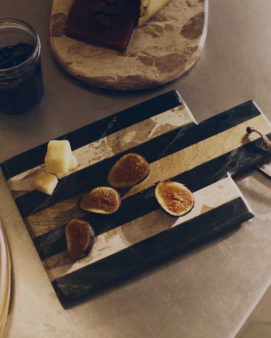 Surne serving board in black, brown and beige marble 30 x 18 cm