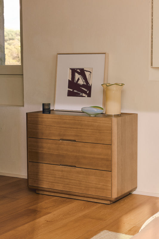 Arelida chest of drawers made of oak veneer and solid oak wood with light brown finish 100 x 80 cm FSC Mix Credit