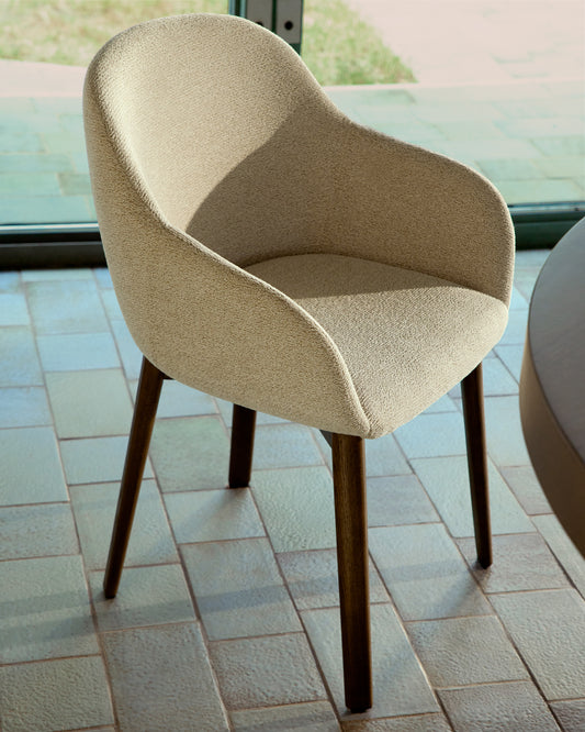 Meila flame-retardant chair with armrests in beige chenille with legs in solid ash wood with walnut finish