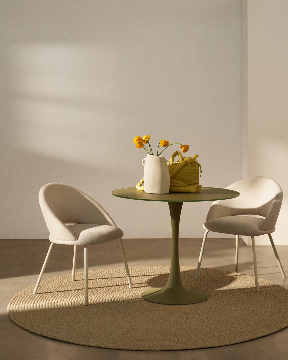 Round Vedira table in ecru ceramic and beige steel Ø120 cm