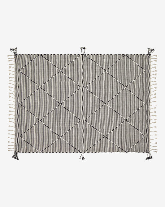 Nurit black rug 160 x 230 cm