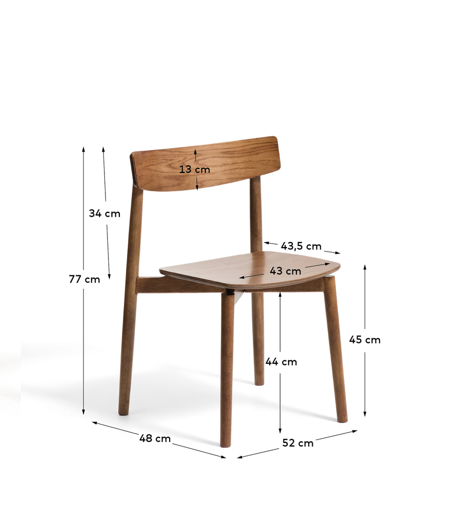 Evera chair in oak veneer with walnut finish