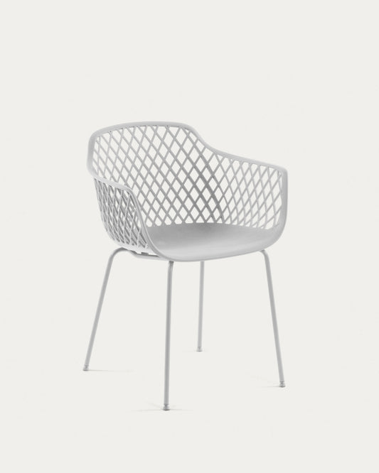 Quinn outdoor chair in white