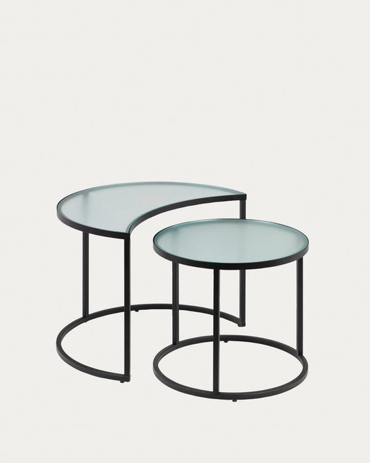 Bast set of 2 side tables