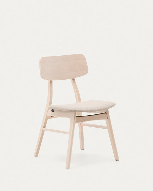 Selia chair in oak veneer, solid rubber wood, and light grey upholstery