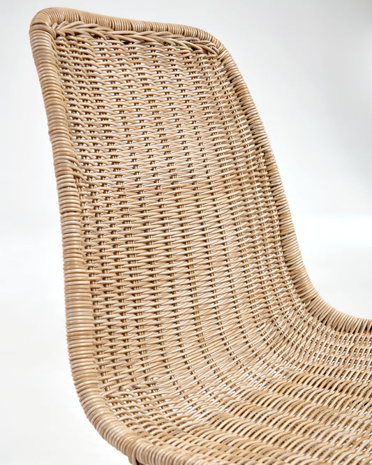 Equal outdoor chair in synthetic rattan with aluminium legs in a black finish