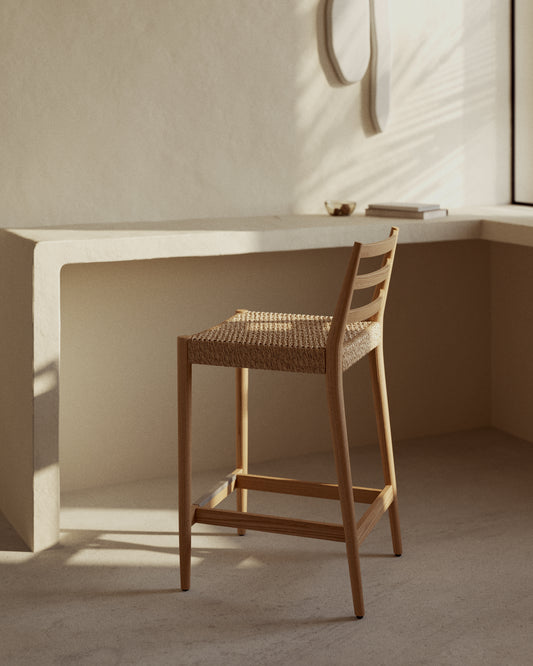 Analy stool backrest solid oak wood natural-tone finish and rope seat 65 cm FSC 100%.