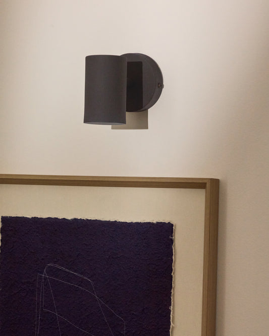 Manie metal wall-mounted light fixture with black cast-iron-effect finish