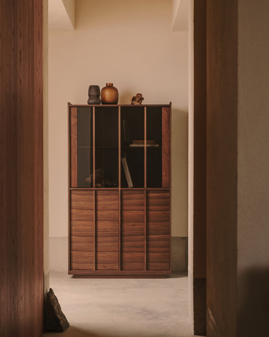 Onix display cabinet solid walnut and walnut veneer dark finish 100 x 170 cm FSC Mix Credit