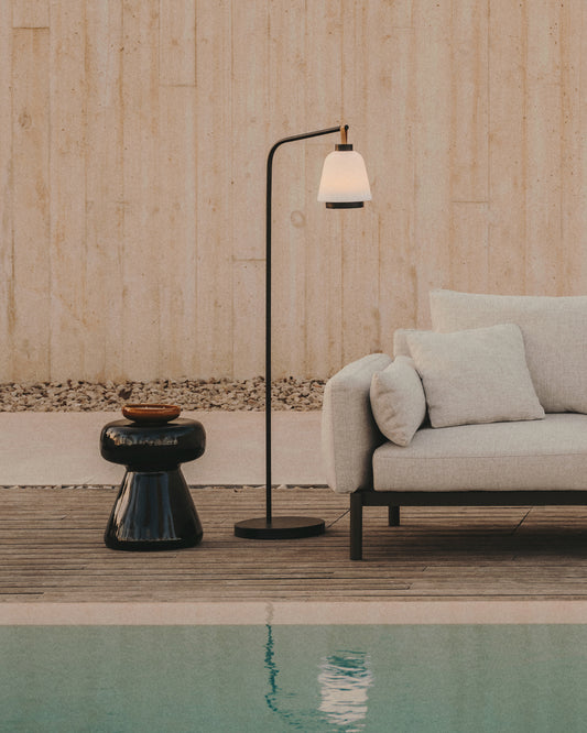 Nali floor stand for portable lamps made of metal with a black painted finish.