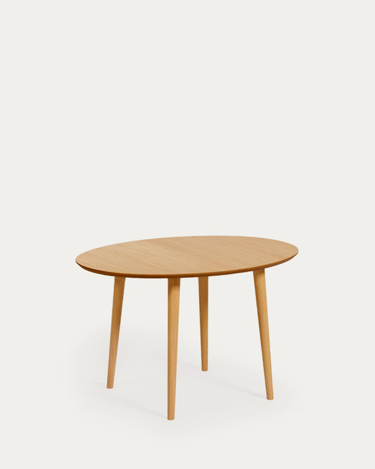 Oqui extendable oval table with an oak veneer and solid wood legs, Ø 120 (200) x 90 cm