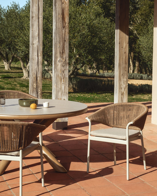 Zuara chair in ecru aluminium and brown synthetic rope cord