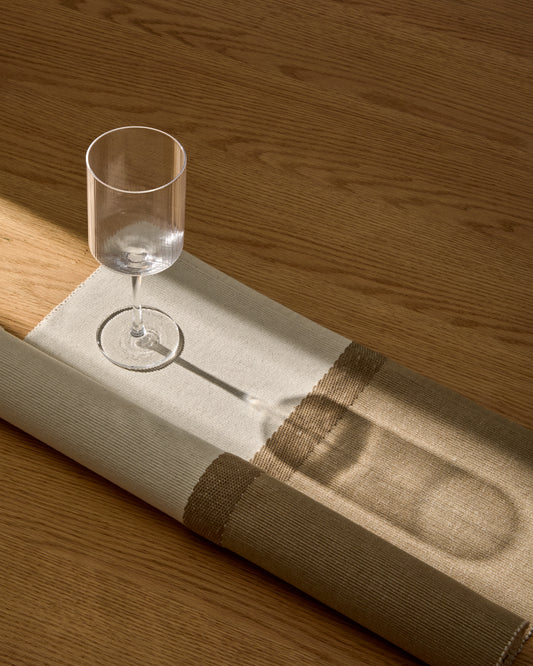 Eluria clear wine glass, 39.5 cl