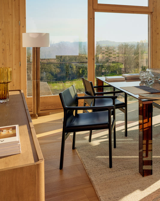 Niani floor lamp in rubber wood with natural finish and ivory-coloured cotton lamp shade