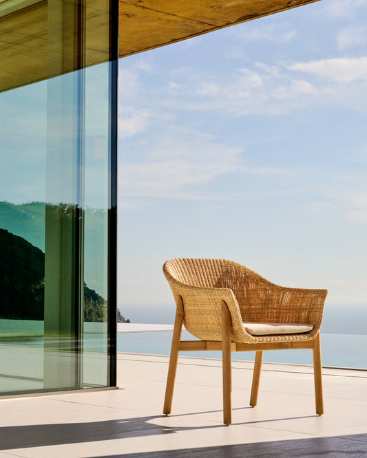 Galea chair in FSC 100% solid teak wood and synthetic rattan