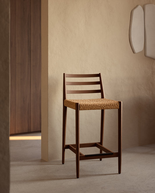 Analy stool with backrest in solid oak wood with walnut-tone finish and rope seat, 65 cm, FSC 100%