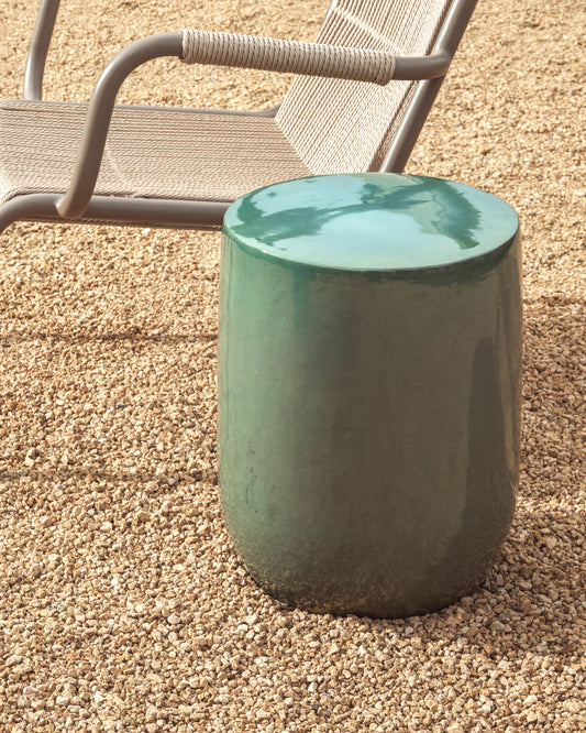 Mesquida outdoor side table in ceramic with glazed turquoise finish Ø 35cm