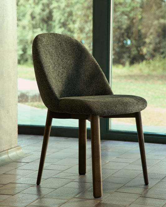 Meila chair in green chenille with legs in solid ash wood with walnut finish