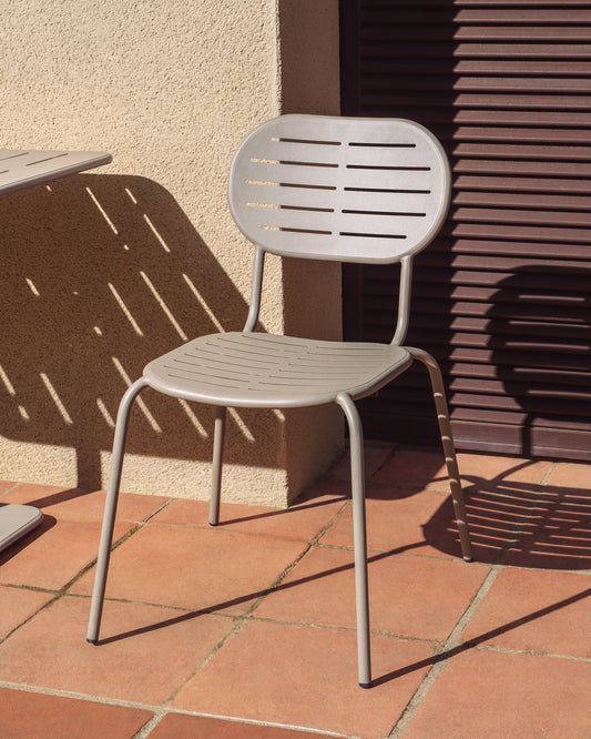 Brai stackable outdoor chair in taupe galvanised steel