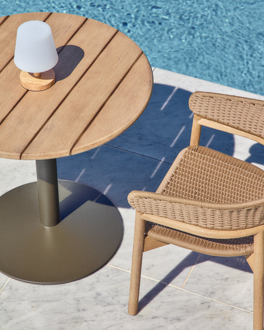 Esilda outdoor round table with FSC 100% acacia top Ø80cm and green steel base Ø55x72cm