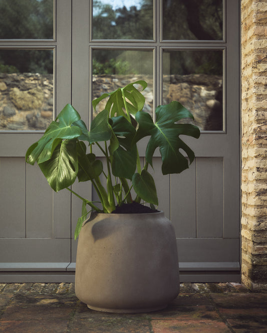 Lira terracotta-effect planter Ø40cm