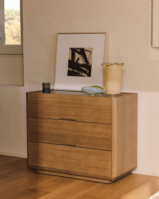 Arelida chest of drawers made of oak veneer and solid oak wood with light brown finish 100 x 80 cm FSC Mix Credit