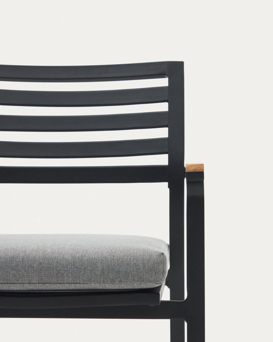 Bona stackable outdoor chair in aluminium with black finish and solid teak wood armrests