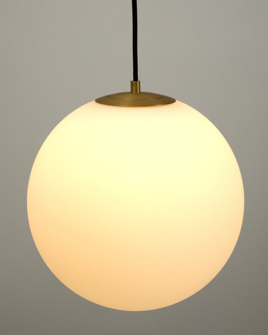 Brisia metal ceiling lamp with brushed brass finish and 1 frosted glass ball Ø30cm