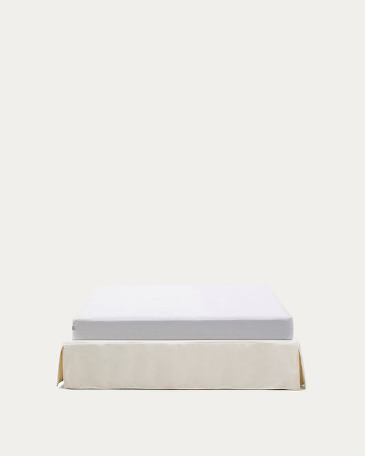 Jaira bed base with removable cover in white chenille for 150 x 190cm mattress