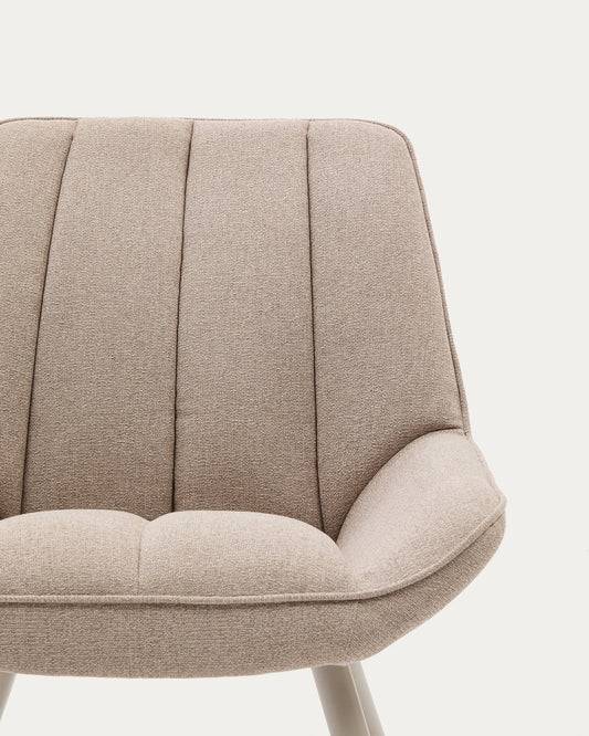 Marlina armchair in beige chenille fabric with steel legs in a grey matte paint finish