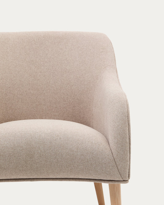 Bobly armchair in beige and with solid beech wood in a natural finish