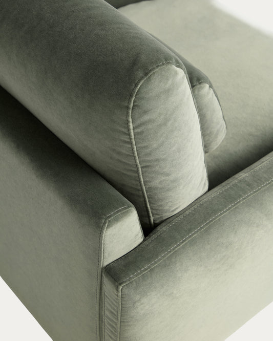 Veliro green velvet armchair with steel legs in black finish FSC Mix Credit